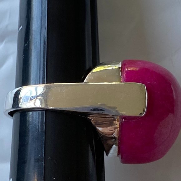 Rich Deep Pink Heart Silvertone Ring  NEW - Picture 2 of 7